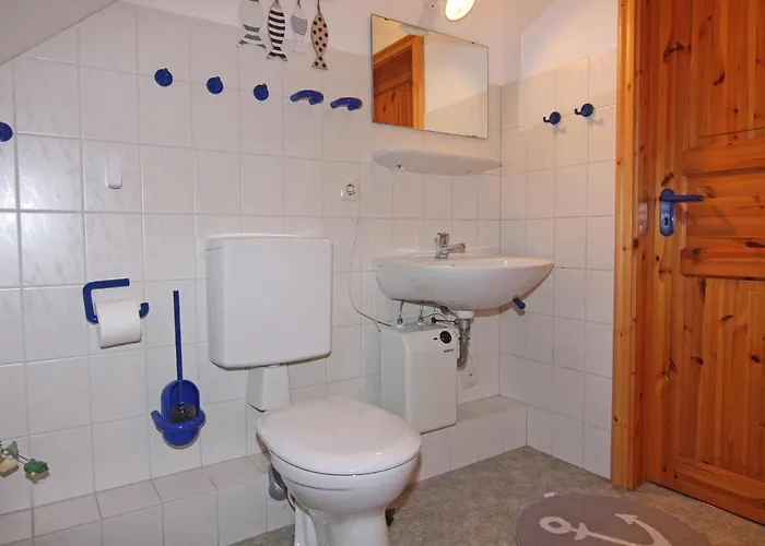 In Wenkendorf For 6 Personen Lemkendorf