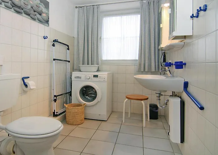 Appartement In Wenkendorf For 6 Personen Lemkendorf